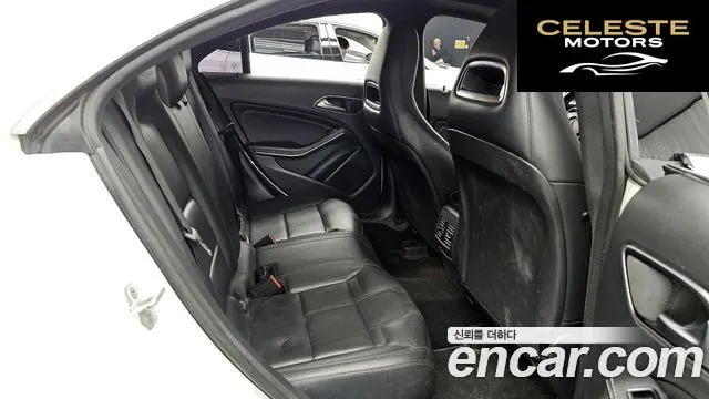 MERCEDES BENZ CLA-Classe C117 CLA200 CDI 2015 — photo 12 sur 20