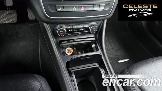 MERCEDES BENZ CLA-Classe C117 CLA200 CDI 2015 — photo 18 sur 20