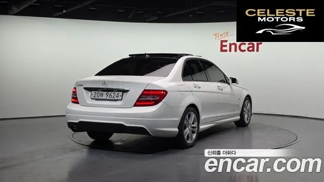 MERCEDES BENZ C-Classe W204 C200 CGI Avantgarde 2012 — photo 2 sur 20