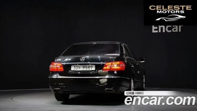 MERCEDES BENZ E-Classe W212 E220 CDI Avantgarde 2013 — photo 4 sur 20