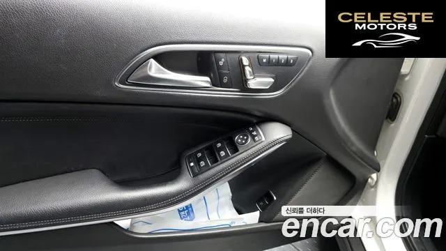 MERCEDES BENZ GLA-Classe X156 GLA220 2019 — photo 17 sur 20