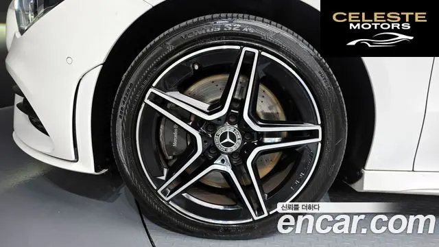 MERCEDES BENZ CLA-Classe C118 CLA250 4MATIC 2020 — photo 5 sur 20