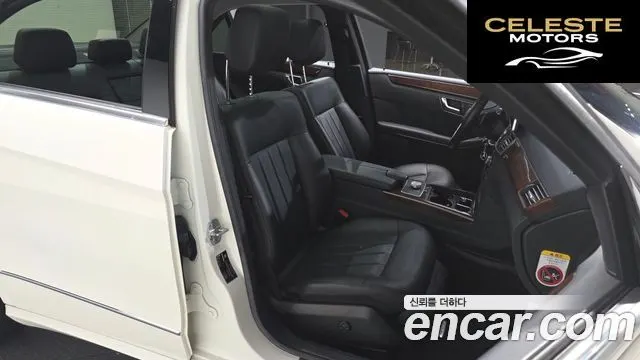 MERCEDES BENZ E-Classe W212 E300 2012 — photo 10 sur 20