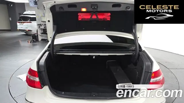 MERCEDES BENZ E-Classe W212 E300 2012 — photo 20 sur 20