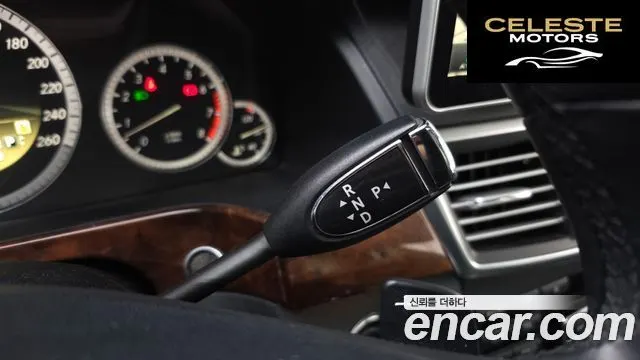 MERCEDES BENZ E-Classe W212 E300 2012 — photo 9 sur 20