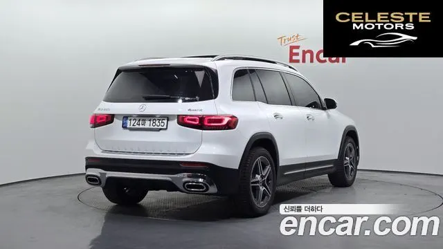 MERCEDES BENZ GLB-Classe X247 GLB250 4MATIC 2021 — photo 2 sur 20