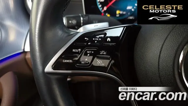 MERCEDES BENZ E-Classe W213 E350 4MATIC Avantgarde 2021 — photo 17 sur 20
