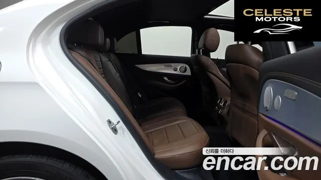 MERCEDES BENZ E-Classe W213 E350 4MATIC Avantgarde 2021 — photo 12 sur 20