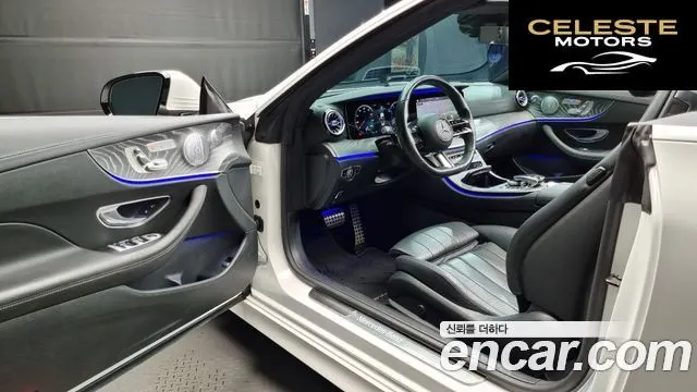 MERCEDES BENZ E-Classe W213 E450 4MATIC Cabriolet 2021 — photo 11 sur 20