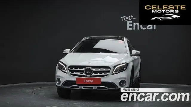 MERCEDES BENZ GLA-Classe X156 GLA220 2019 — photo 3 sur 20