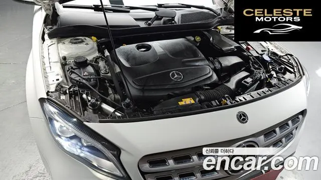 MERCEDES BENZ GLA-Classe X156 GLA220 2019 — photo 6 sur 20
