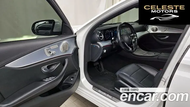 MERCEDES BENZ E-Classe W213 E350 4MATIC Avantgarde 2021 — photo 10 sur 20