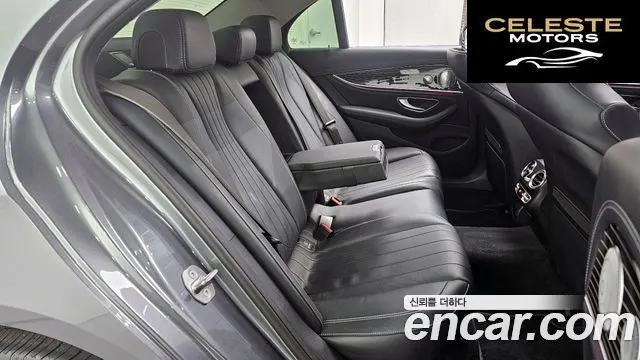 MERCEDES BENZ E-Classe W213 E400 4MATIC Exclusive 2017 — photo 12 sur 20