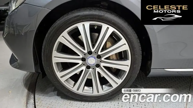 MERCEDES BENZ E-Classe W213 E400 4MATIC Exclusive 2017 — photo 5 sur 20