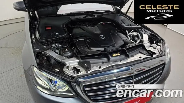MERCEDES BENZ E-Classe W213 E400 4MATIC Exclusive 2017 — photo 6 sur 20