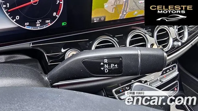 MERCEDES BENZ E-Classe W213 E400 4MATIC Exclusive 2017 — photo 9 sur 20