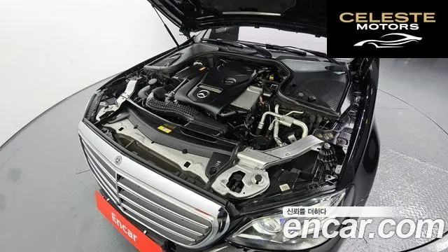 MERCEDES BENZ E-Classe W213 E300 4MATIC Exclusive 2019 — photo 6 sur 20