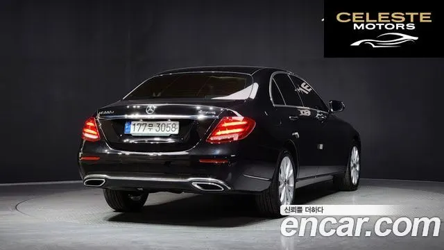 MERCEDES BENZ E-Classe W213 E220d 4MATIC Exclusive 2019 — photo 2 sur 26
