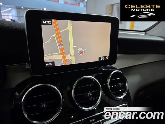 MERCEDES BENZ GLC-Classe X253 GLC220 d 4MATIC 2017 — photo 10 sur 26