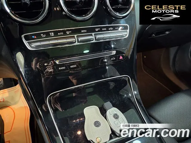 MERCEDES BENZ GLC-Classe X253 GLC220 d 4MATIC 2017 — photo 12 sur 26
