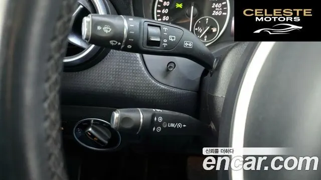 MERCEDES BENZ A-Classe W176 A200 CDI 2015 — photo 17 sur 20