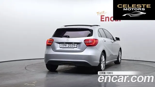 MERCEDES BENZ A-Classe W176 A200 CDI 2015 — photo 4 sur 20