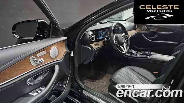 MERCEDES BENZ E-Classe W213 E300e Exclusive 2019 — photo 11 sur 26