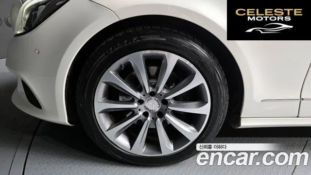 MERCEDES BENZ CLS-Classe W218 CLS250 d 4MATIC 2016 — photo 5 sur 20