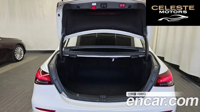 MERCEDES BENZ E-Classe W213 E350 4MATIC Avantgarde 2021 — photo 20 sur 20