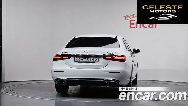 MERCEDES BENZ E-Classe W213 E350 4MATIC Avantgarde 2021 — photo 4 sur 20
