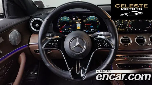 MERCEDES BENZ E-Classe W213 E300e 4MATIC Exclusive 2021 — photo 13 sur 20