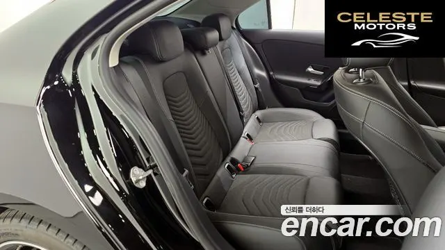 MERCEDES BENZ A-Classe W177 A250 4MATIC Berline 2020 — photo 12 sur 20