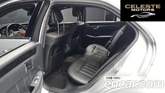 MERCEDES BENZ E-Classe W212 E300 4MATIC Avantgarde 2015 — photo 11 sur 20