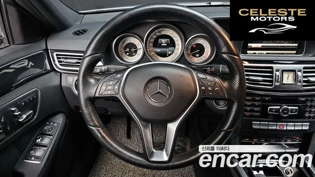MERCEDES BENZ E-Classe W212 E300 4MATIC Avantgarde 2015 — photo 13 sur 20