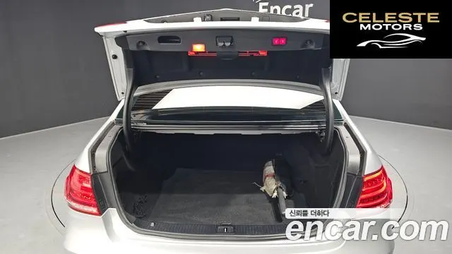 MERCEDES BENZ E-Classe W212 E300 4MATIC Avantgarde 2015 — photo 20 sur 20