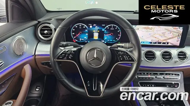 MERCEDES BENZ E-Classe W213 E350 4MATIC Avantgarde 2021 — photo 13 sur 20