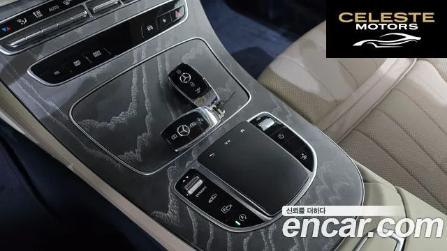 MERCEDES BENZ E-Classe W213 E450 4MATIC Coupé 2021 — photo 17 sur 20