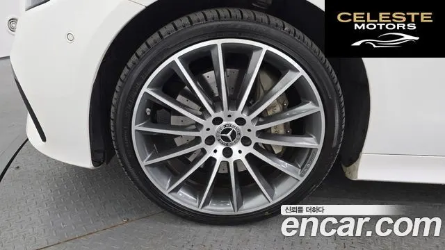 MERCEDES BENZ E-Classe W213 E450 4MATIC Coupé 2021 — photo 5 sur 20