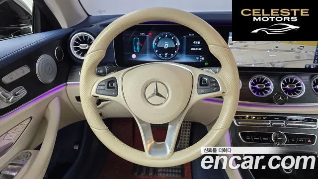 MERCEDES BENZ E-Classe W213 E220d Coupé 2017 — photo 13 sur 20