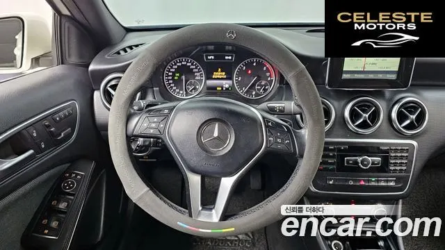 MERCEDES BENZ A-Classe W176 A200 CDI 2014 — photo 13 sur 26