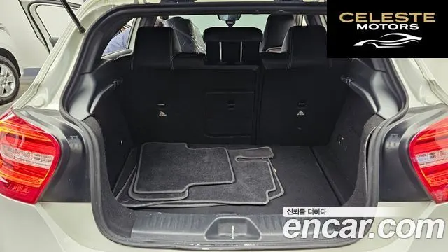 MERCEDES BENZ A-Classe W176 A200 CDI 2014 — photo 20 sur 26