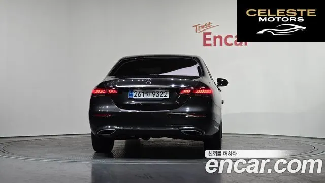 MERCEDES BENZ E-Classe W213 E250 Exclusive 2021 — photo 4 sur 20
