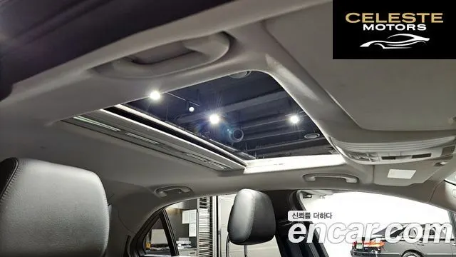 MERCEDES BENZ E-Classe W212 E200 CGI Avantgarde 2011 — photo 19 sur 25
