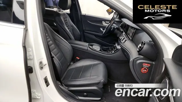 MERCEDES BENZ E-Classe W213 E250 Avantgarde 2022 — photo 11 sur 20
