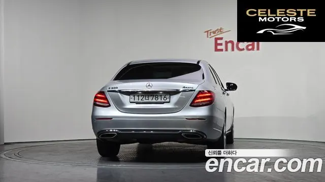 MERCEDES BENZ E-Classe W213 E300 4MATIC Exclusive 2018 — photo 3 sur 20