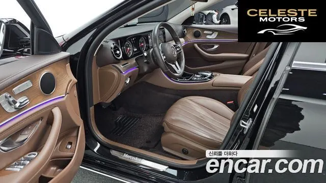 MERCEDES BENZ E-Classe W213 E220d 4MATIC Exclusive 2019 — photo 11 sur 20