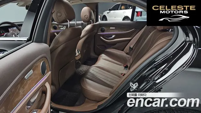 MERCEDES BENZ E-Classe W213 E220d 4MATIC Exclusive 2019 — photo 12 sur 20