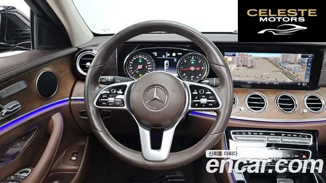 MERCEDES BENZ E-Classe W213 E220d 4MATIC Exclusive 2019 — photo 13 sur 20