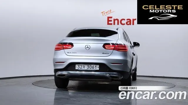 MERCEDES BENZ GLC-Classe X253 GLC300 4MATIC Coupé 2019 — photo 4 sur 20