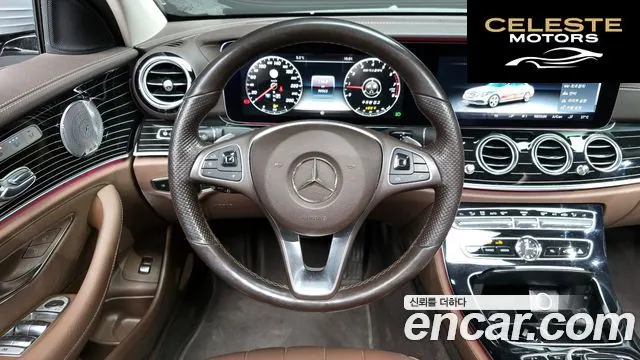 MERCEDES BENZ E-Classe W213 E400 4MATIC Exclusive 2017 — photo 13 sur 20